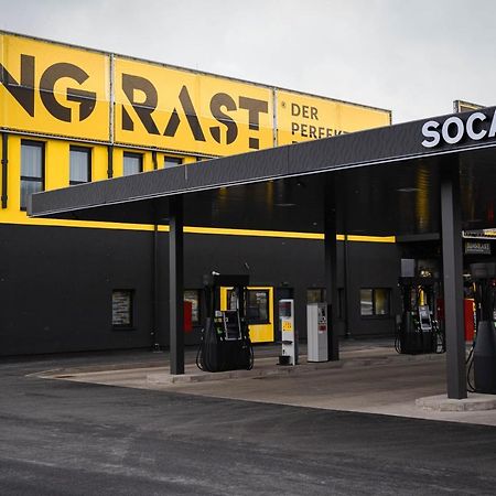 Ringrast Das Erlebnishotel Beim Red Bull Ring Spielberg Bei Knittelfeld ภายนอก รูปภาพ